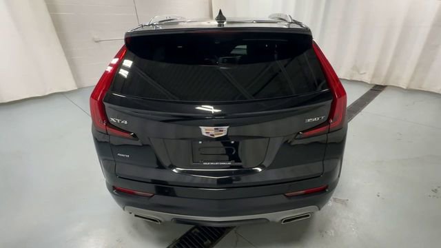 Used 2022 Cadillac XT4 Premium Luxury w/ Technology Package AWD/4WD image 7