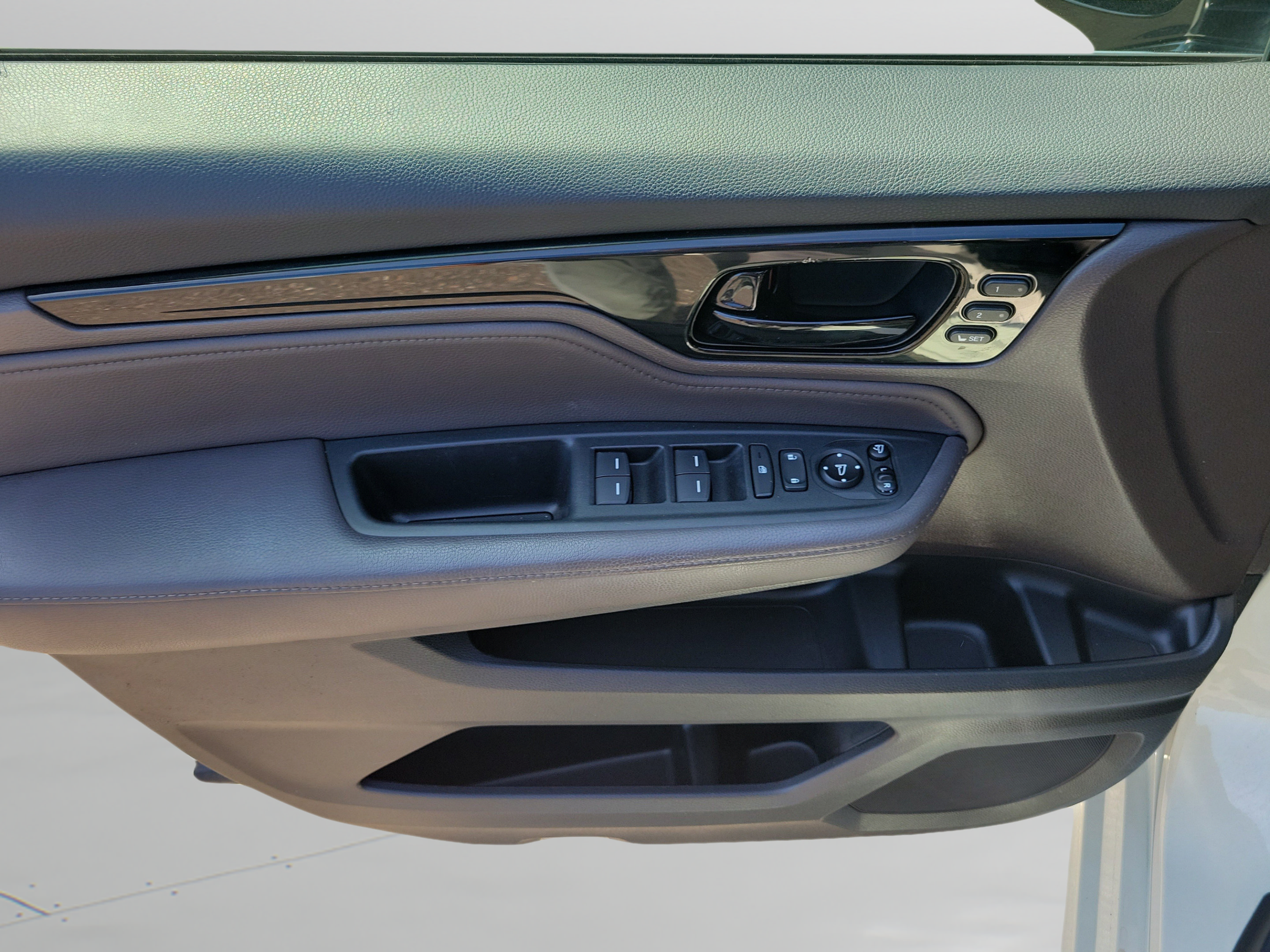 Certified 2018 Honda Odyssey Elite image 23