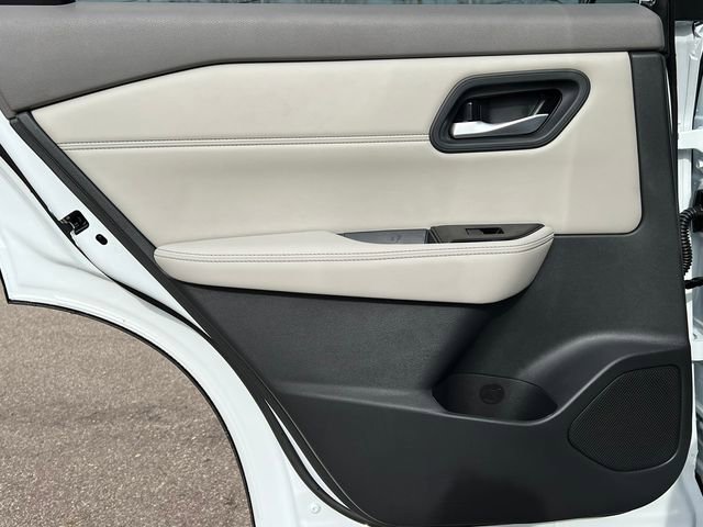 New 2026 Nissan Rogue SV image 34