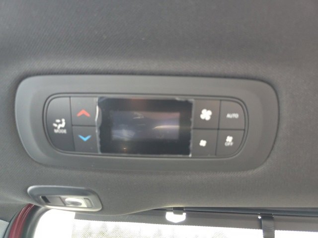 New 2026 Chrysler Pacifica Limited w/ S Appearance Package image 28