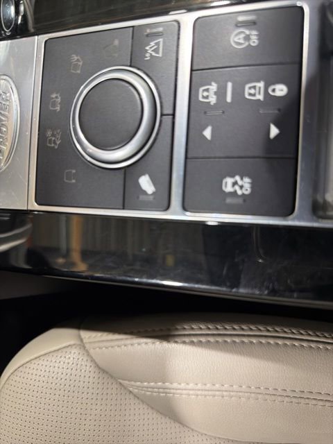 Used 2019 Land Rover Discovery HSE AWD/4WD image 15
