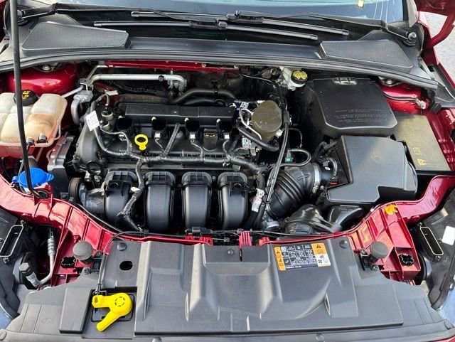 Used 2015 Ford Focus SE w/ Equipment Group 201A FWD image 10