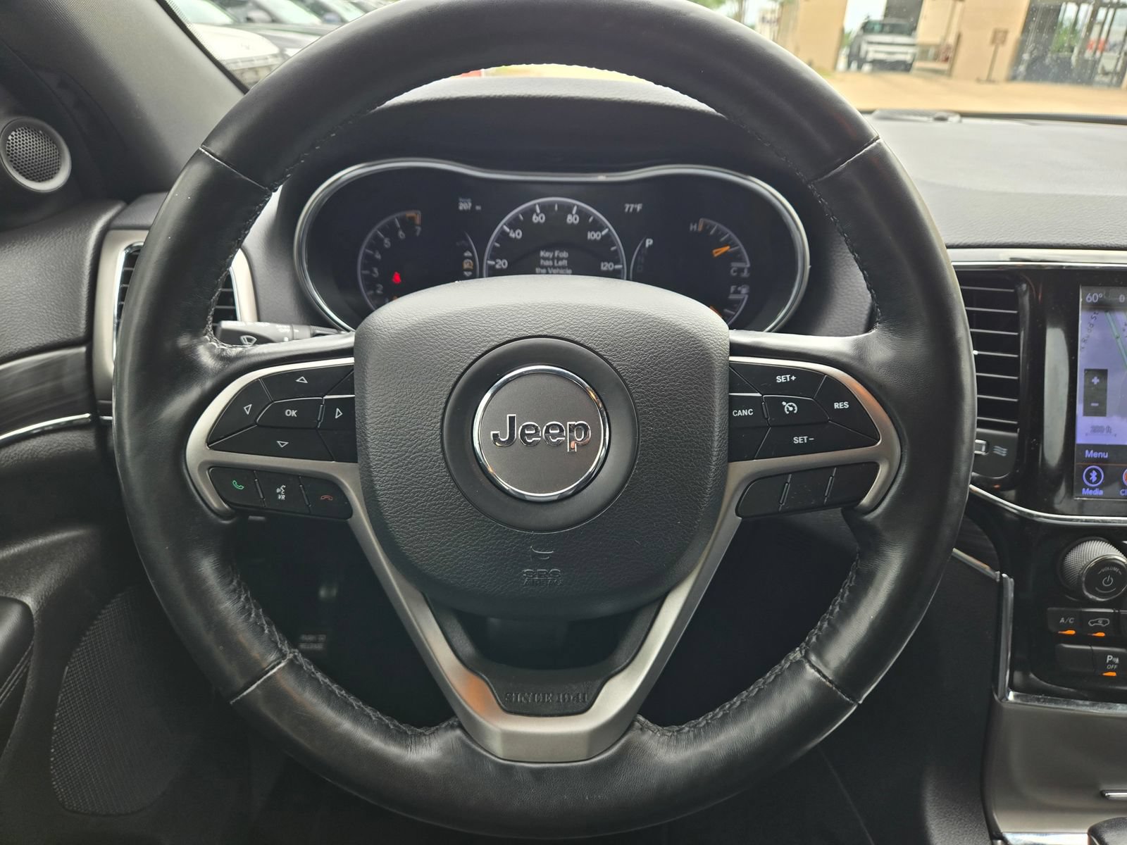 Used 2020 Jeep Grand Cherokee Limited w/ Luxury Group II RWD image 11