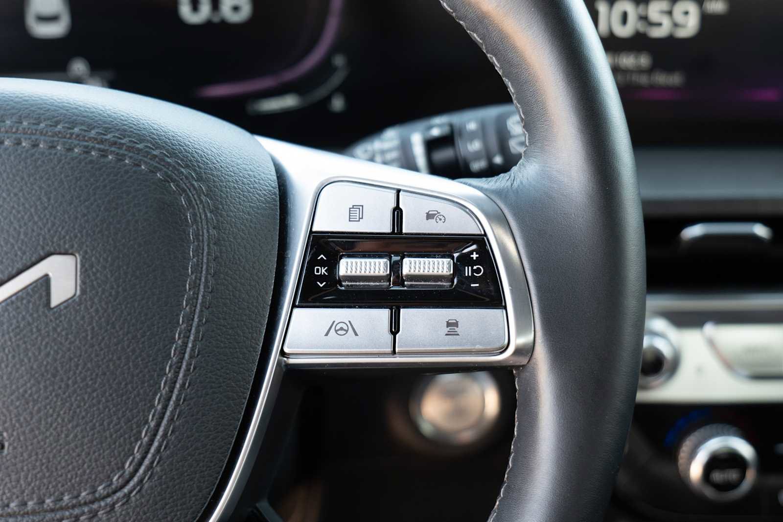 Used 2023 Kia Telluride EX X-Line image 14