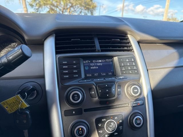 Used 2013 Ford Edge SEL image 26
