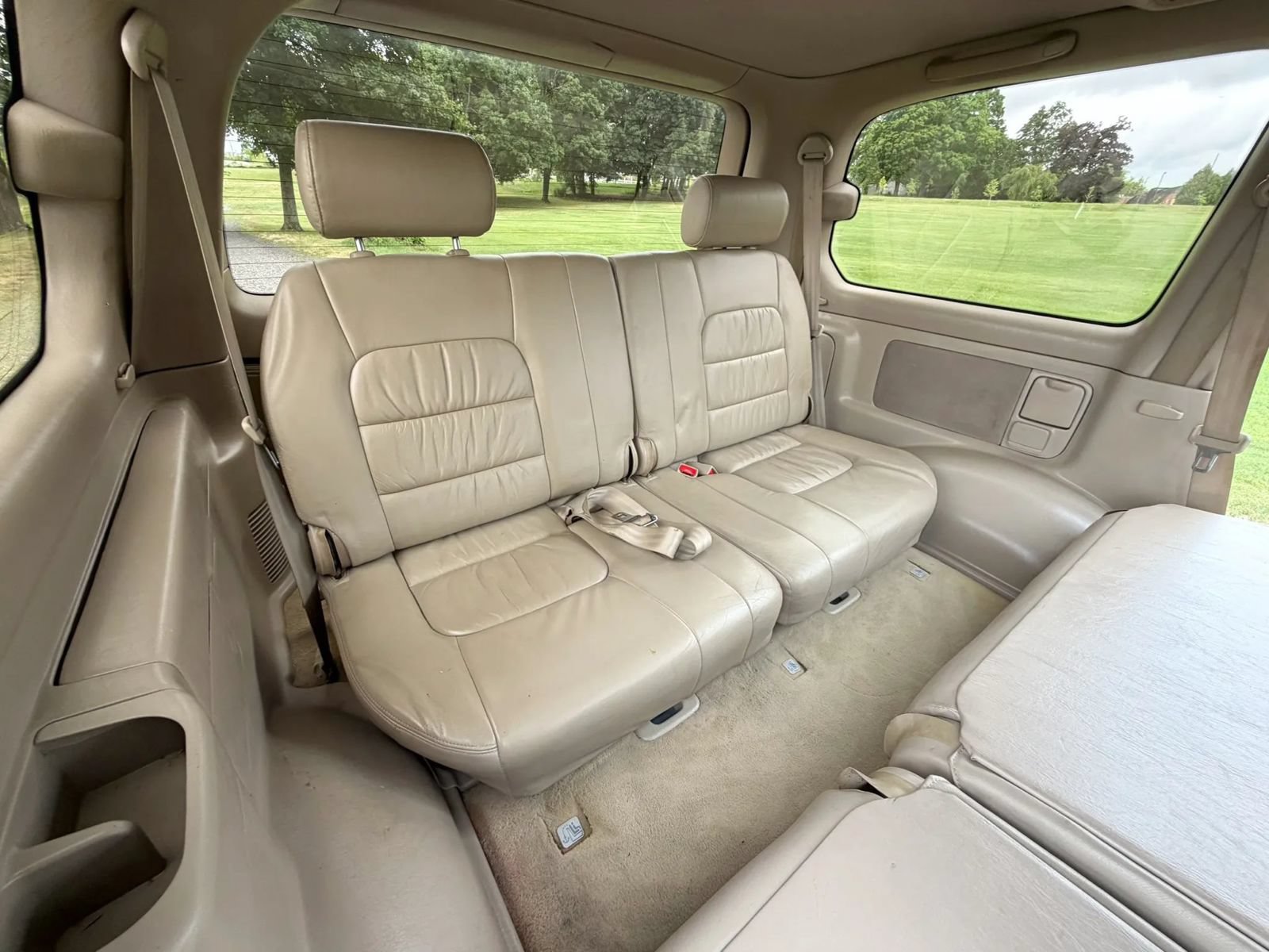 Used 2001 Lexus LX 470 4WD image 54