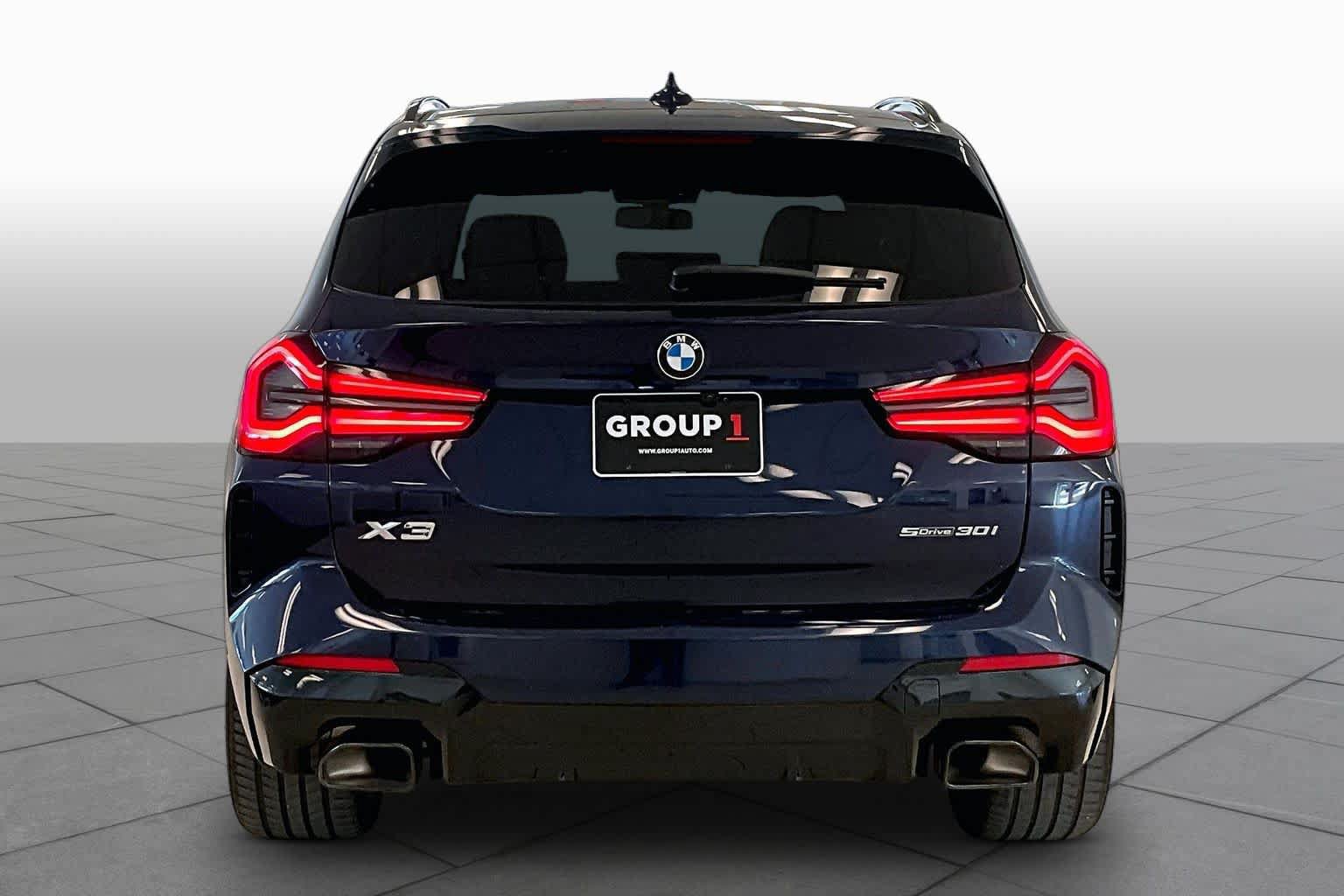 Used 2024 BMW X3 sDrive30i w/ Premium Package RWD image 4