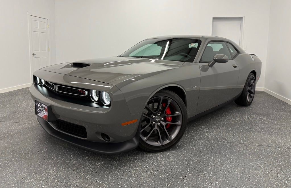 Used 2023 Dodge Challenger R/T w/ Performance Handling Group image 1