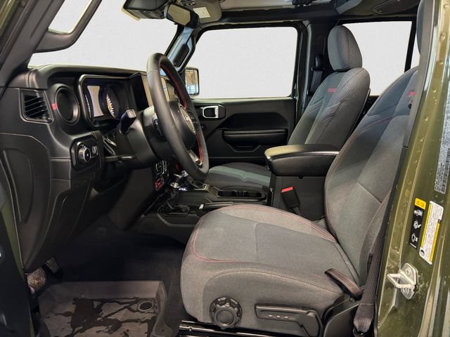 Used 2024 Jeep Wrangler Unlimited Rubicon w/ Convenience Group AWD/4WD image 10