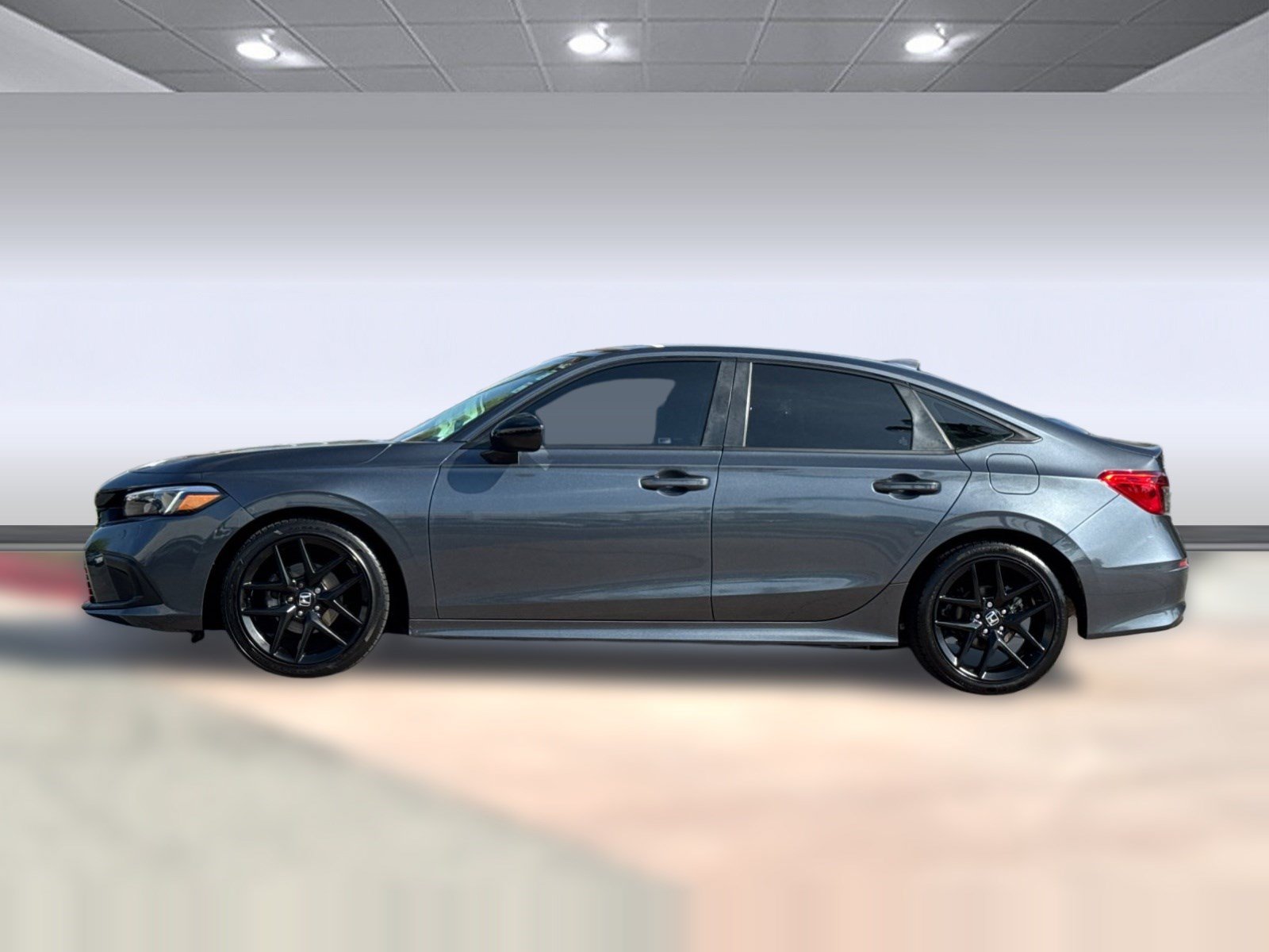 Used 2022 Honda Civic Sport image 2