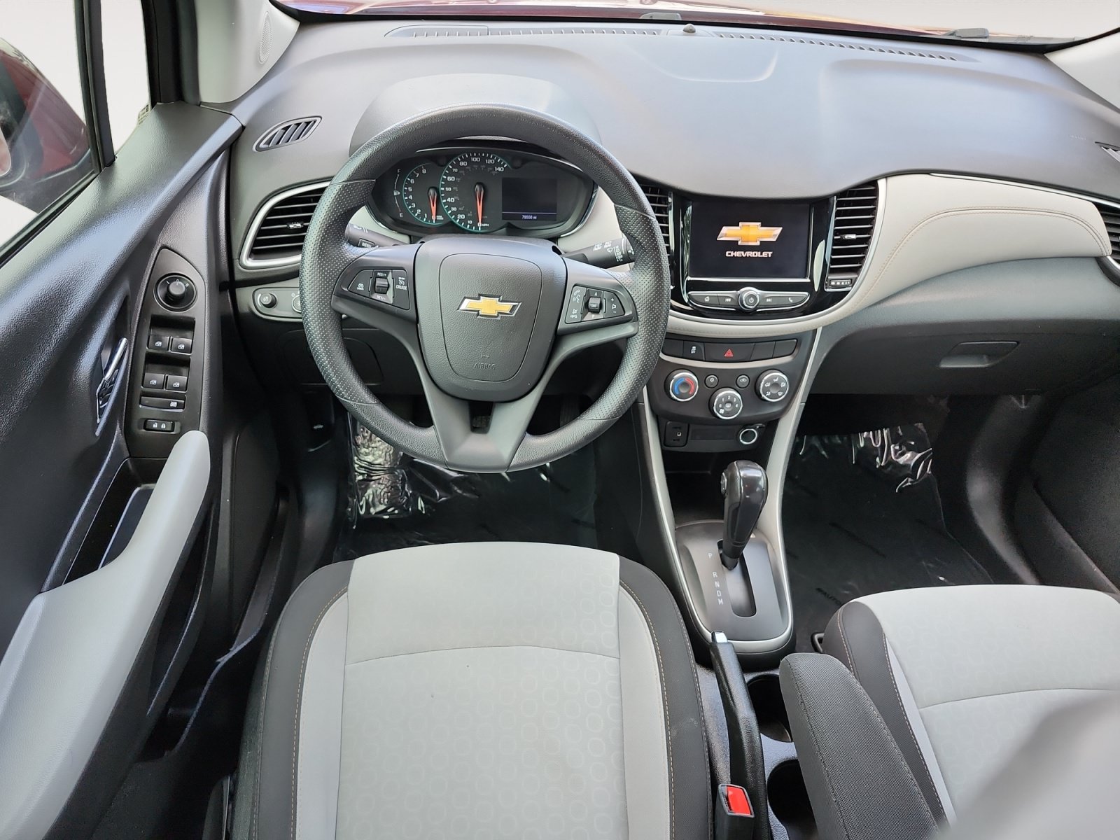 Used 2021 Chevrolet Trax LS w/ Tint and Cruise Package FWD image 10