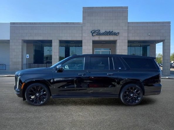 Certified 2026 Cadillac Escalade ESV Sport w/ LPO, ONYX Package AWD/4WD image 5