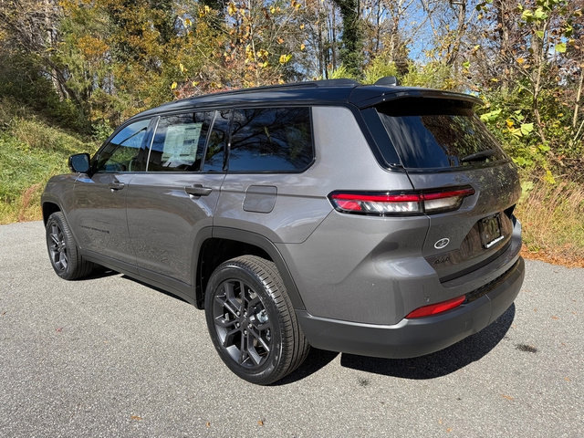 New 2025 Jeep Grand Cherokee L Limited image 9