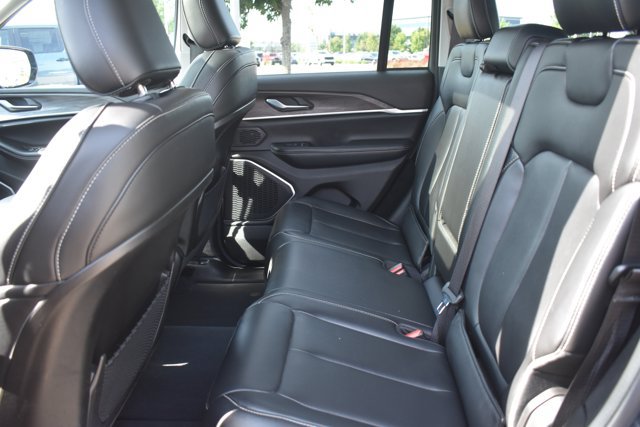 Used 2023 Jeep Grand Cherokee 4WD 4xe image 15