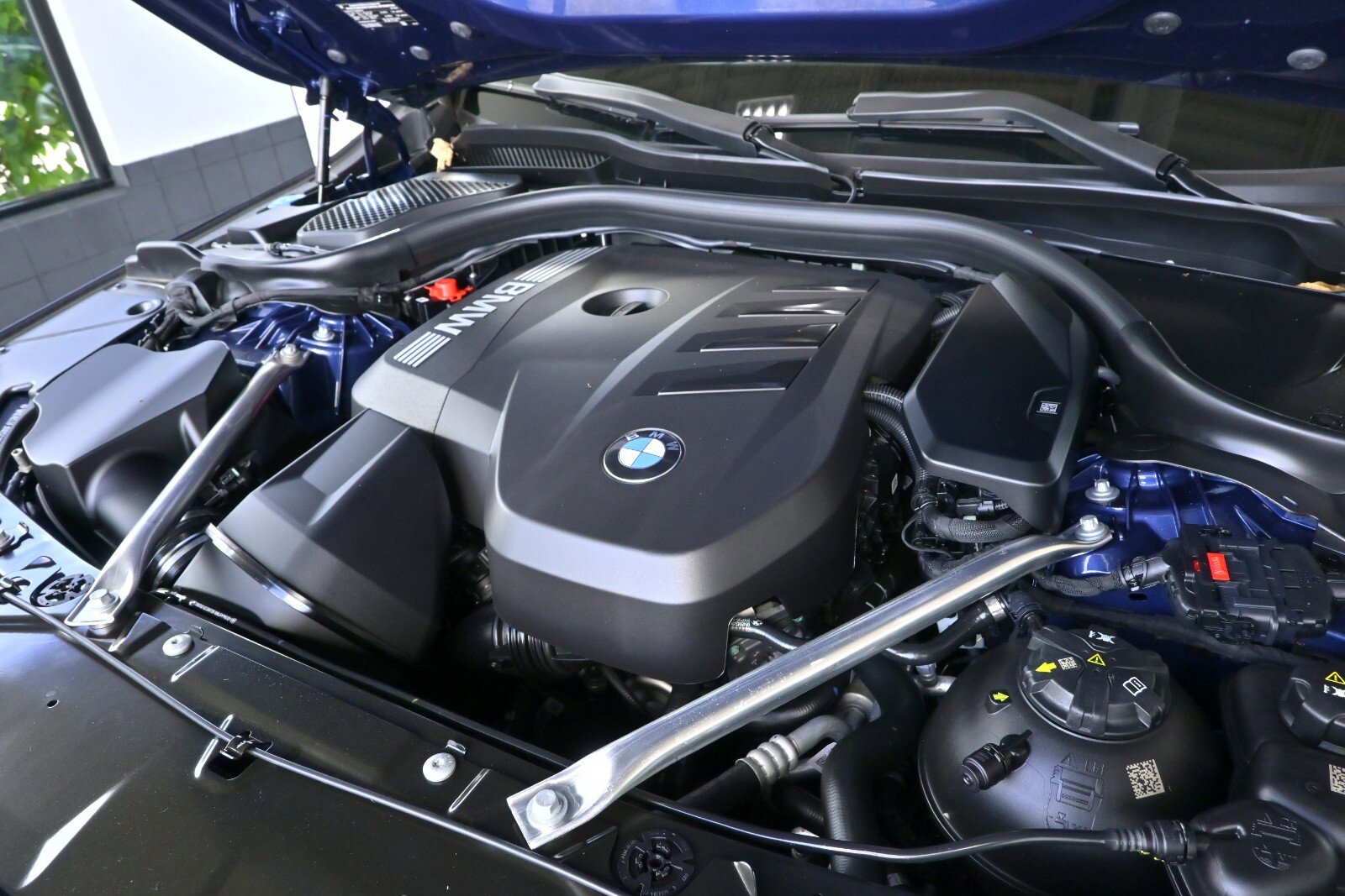 Used 2025 BMW 530i xDrive image 26