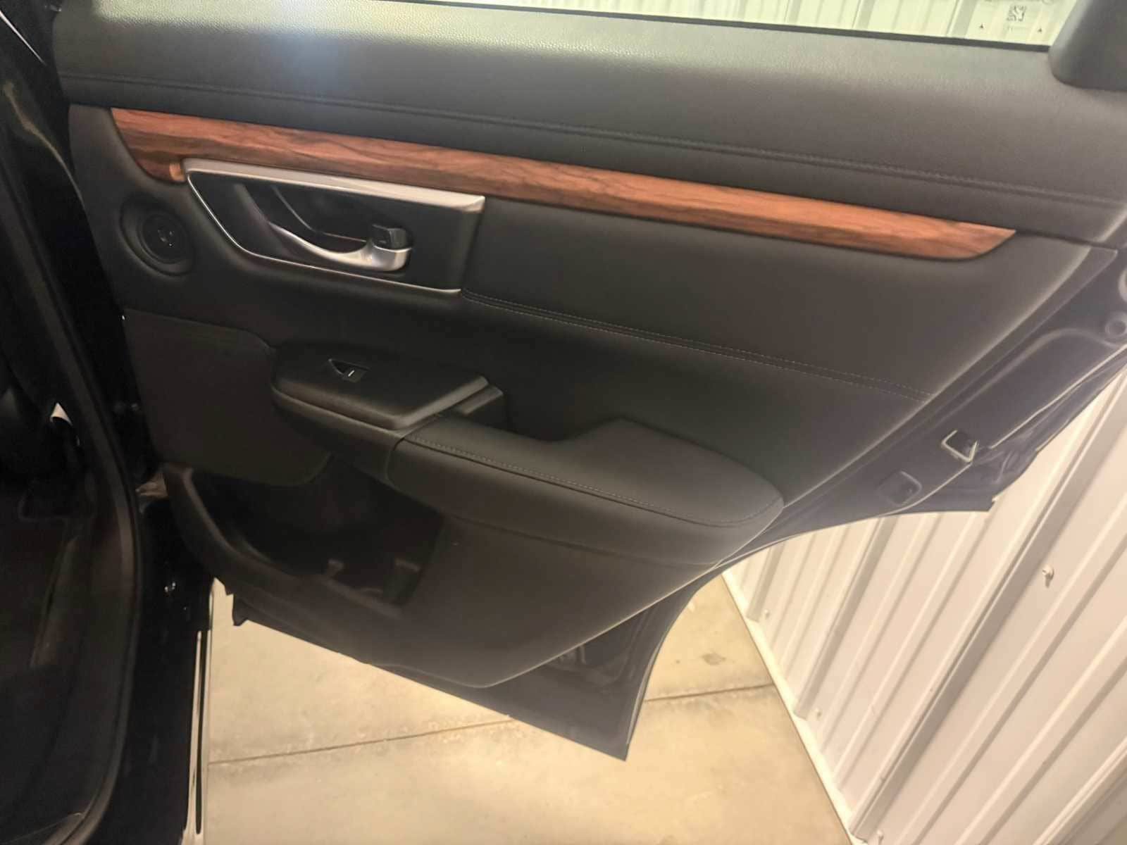 Used 2022 Honda CR-V Touring image 27