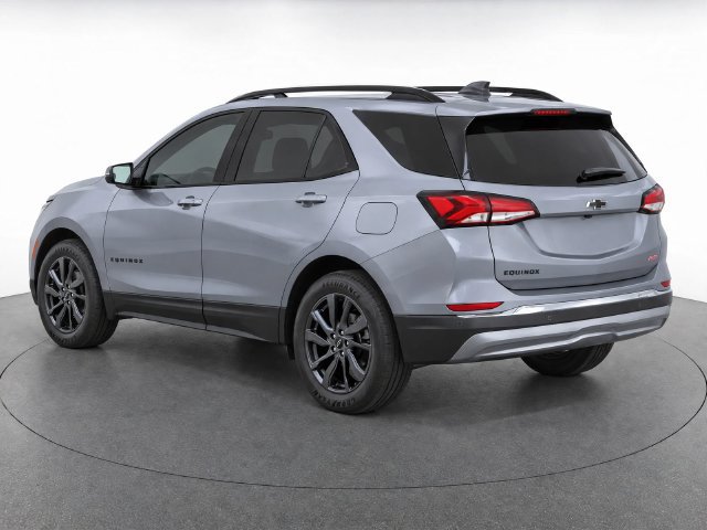 Used 2023 Chevrolet Equinox RS w/ RS Leather Package FWD image 3