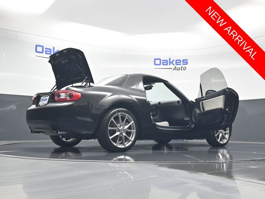 Used 2011 MAZDA MX-5 Miata Grand Touring image 50