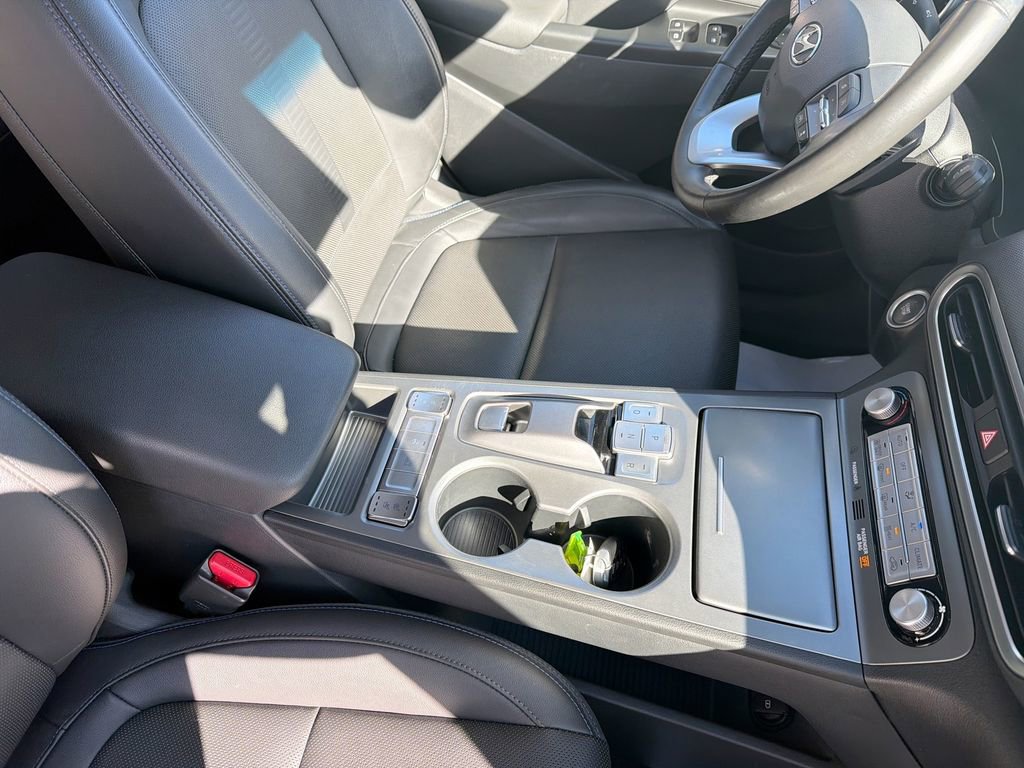 Certified 2023 Hyundai Kona Limited image 30