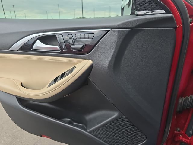 Used 2018 INFINITI QX30 Premium w/ Navigation Package image 12