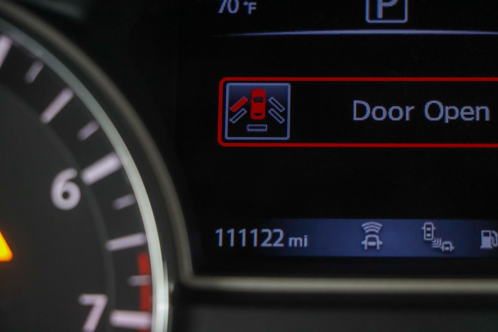 Used 2019 Nissan Pathfinder SV image 16