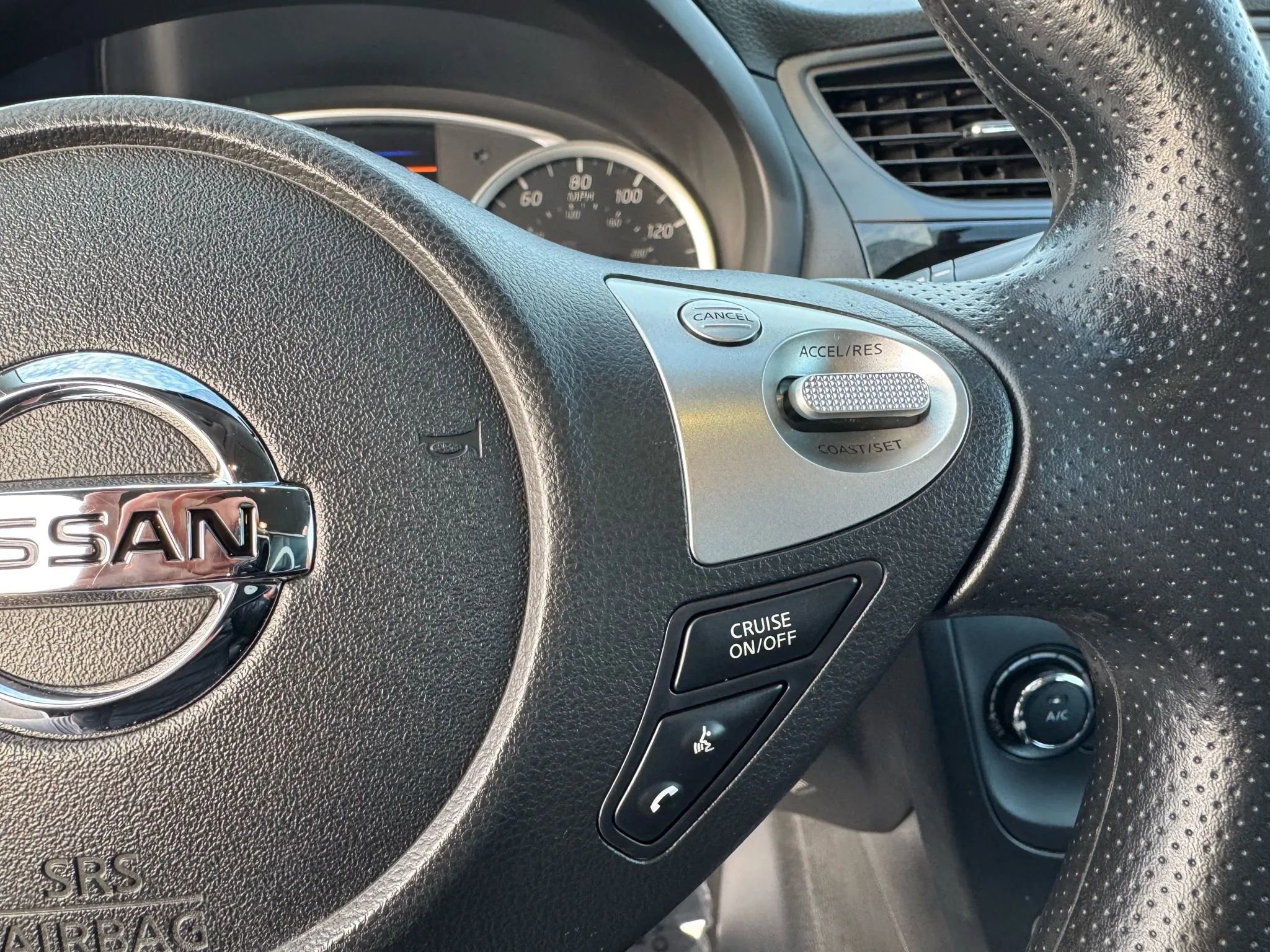 Used 2019 Nissan Sentra S image 32