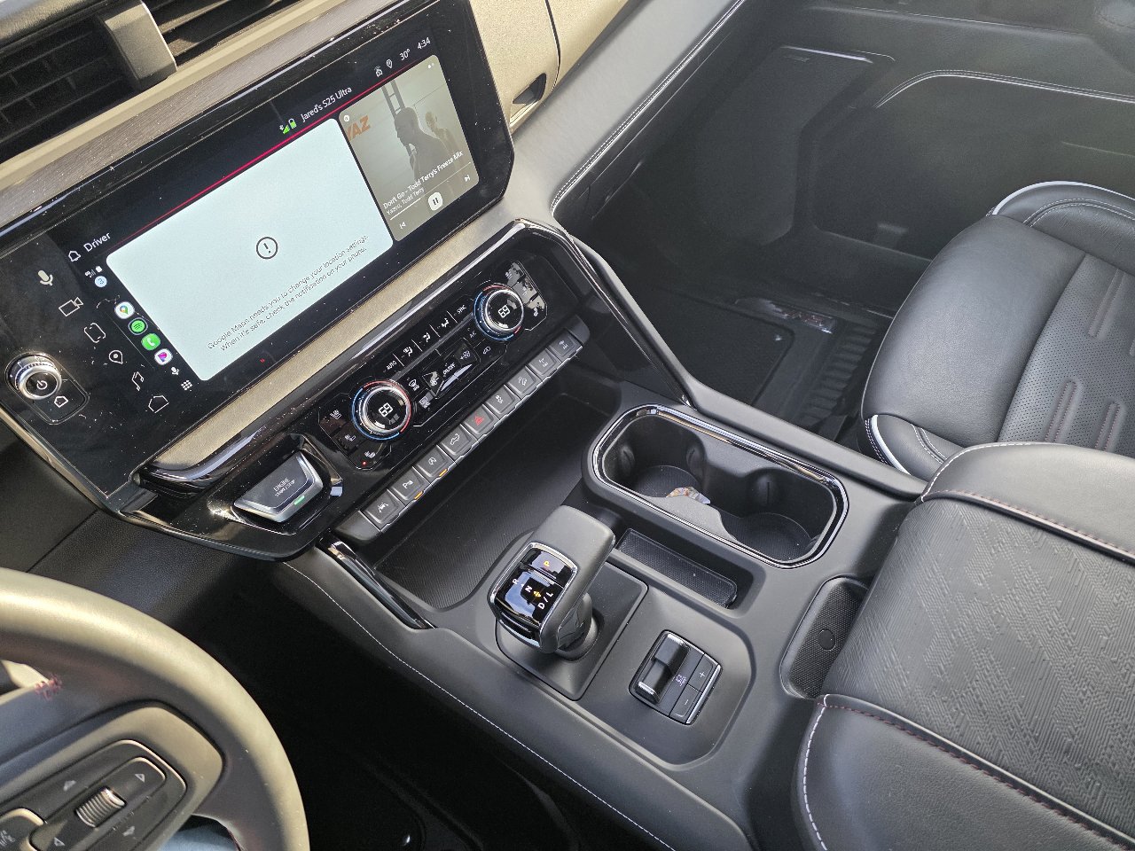 Used 2025 GMC Sierra 1500 AT4X image 27