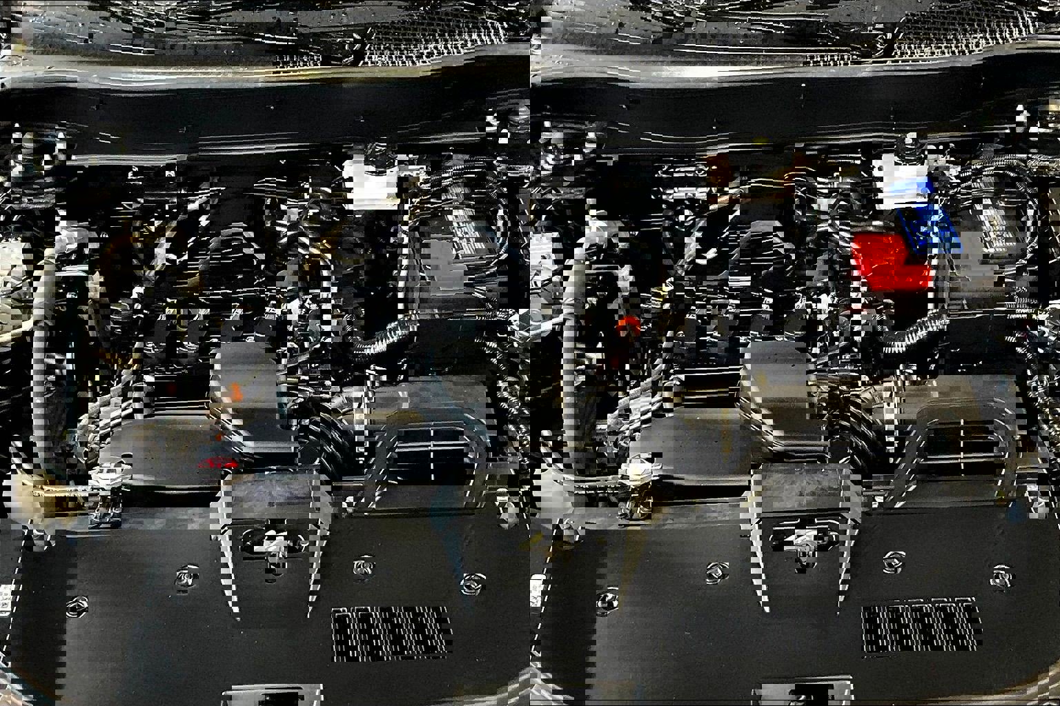 Used 2025 Honda CR-V EX-L image 9