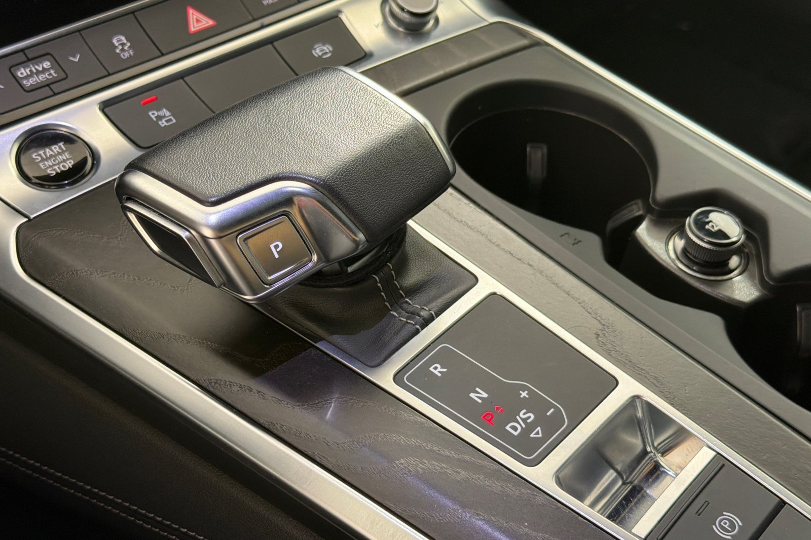 Used 2023 Audi A6 Premium Plus w/ Premium Plus Package AWD/4WD image 19
