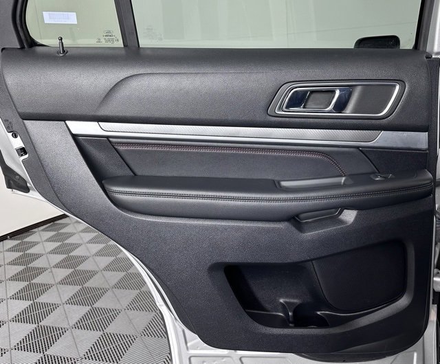 Used 2019 Ford Explorer Sport image 15
