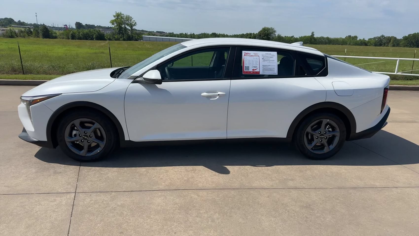 Used 2025 Kia K4 FWD image 6