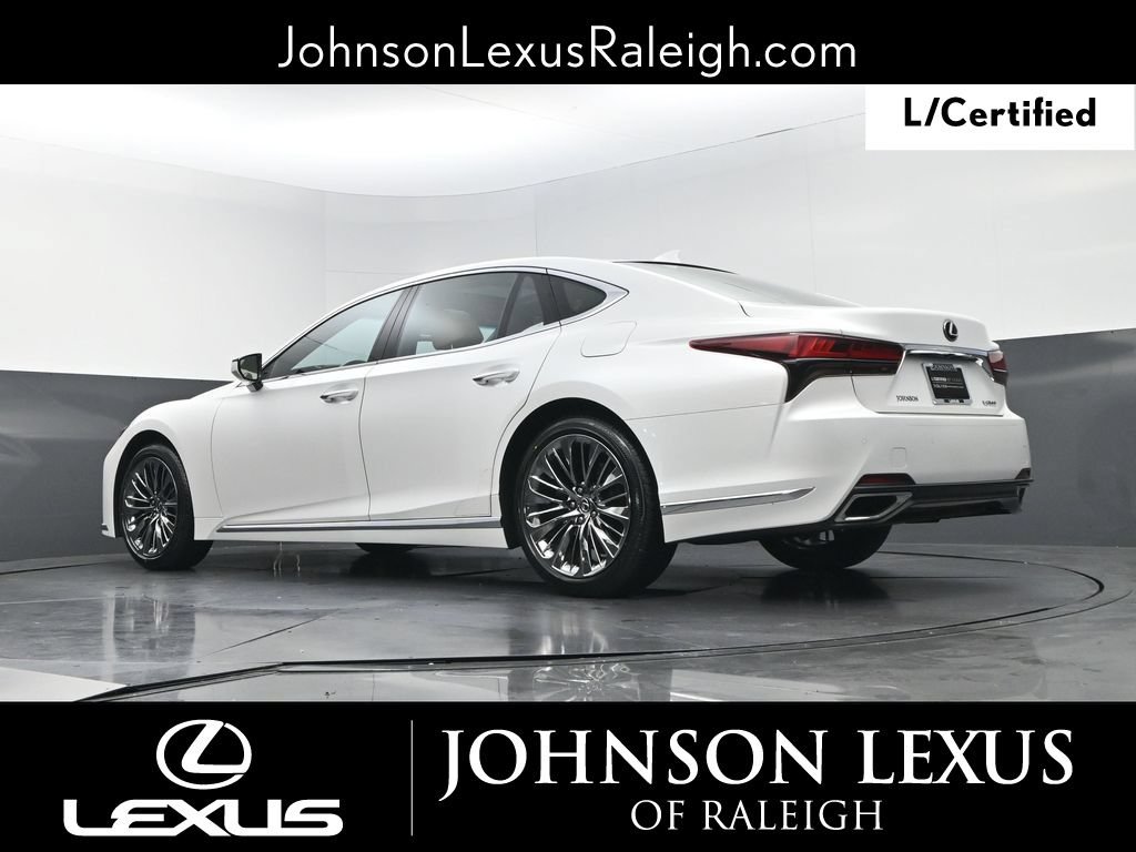 Certified 2021 Lexus LS 500 w/ Accessory Package (Z2) RWD image 18
