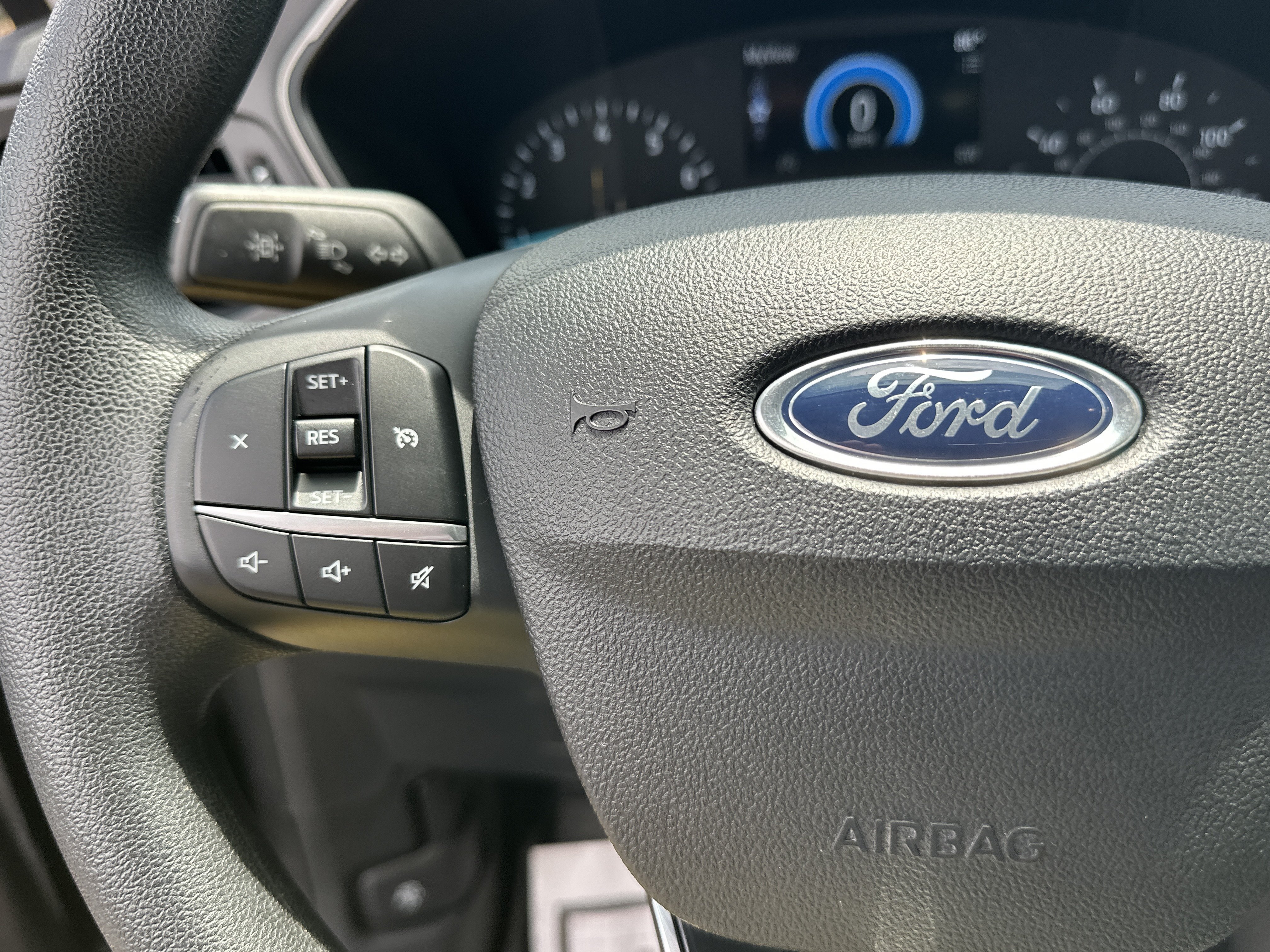 Used 2022 Ford Escape SE FWD image 25