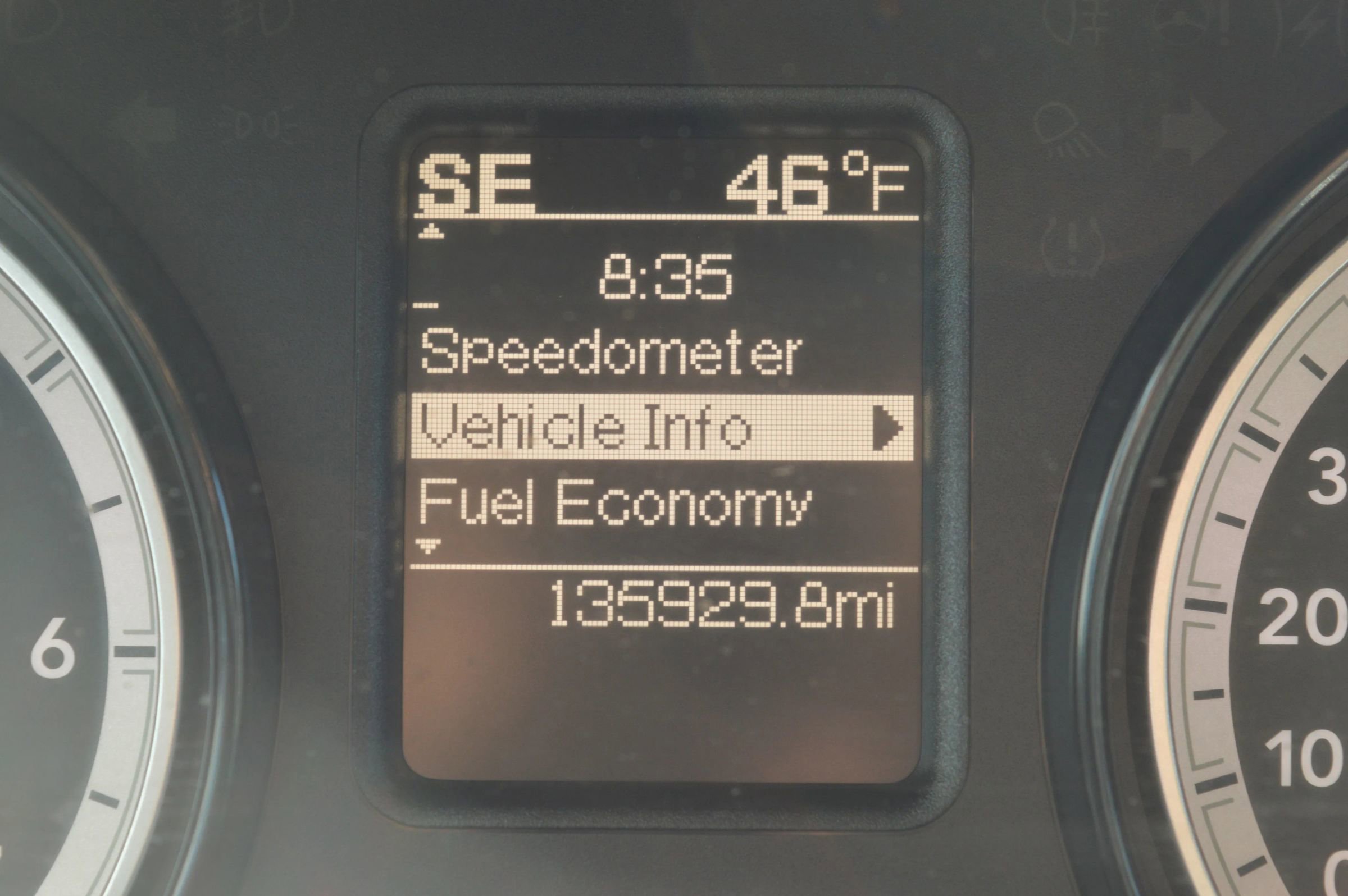 Used 2017 RAM 2500 SLT image 30