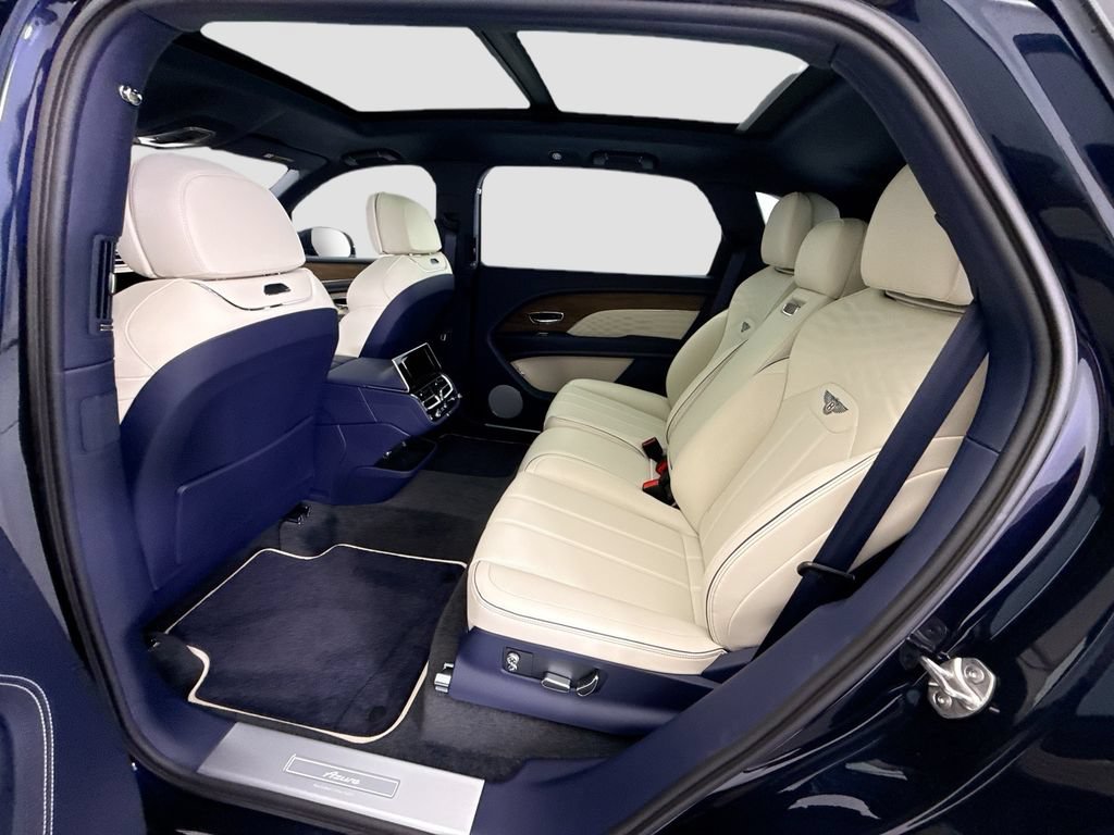 New 2026 Bentley Bentayga Extended Wheelbase AWD/4WD image 20
