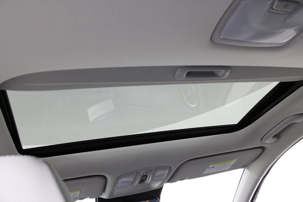 Certified 2022 Hyundai Kona Limited FWD image 23