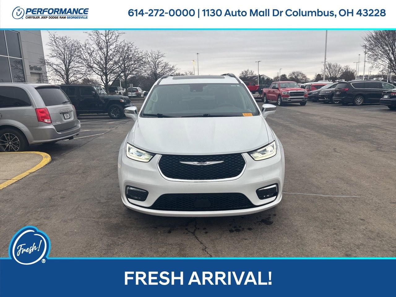 Used 2022 Chrysler Pacifica Limited image 9