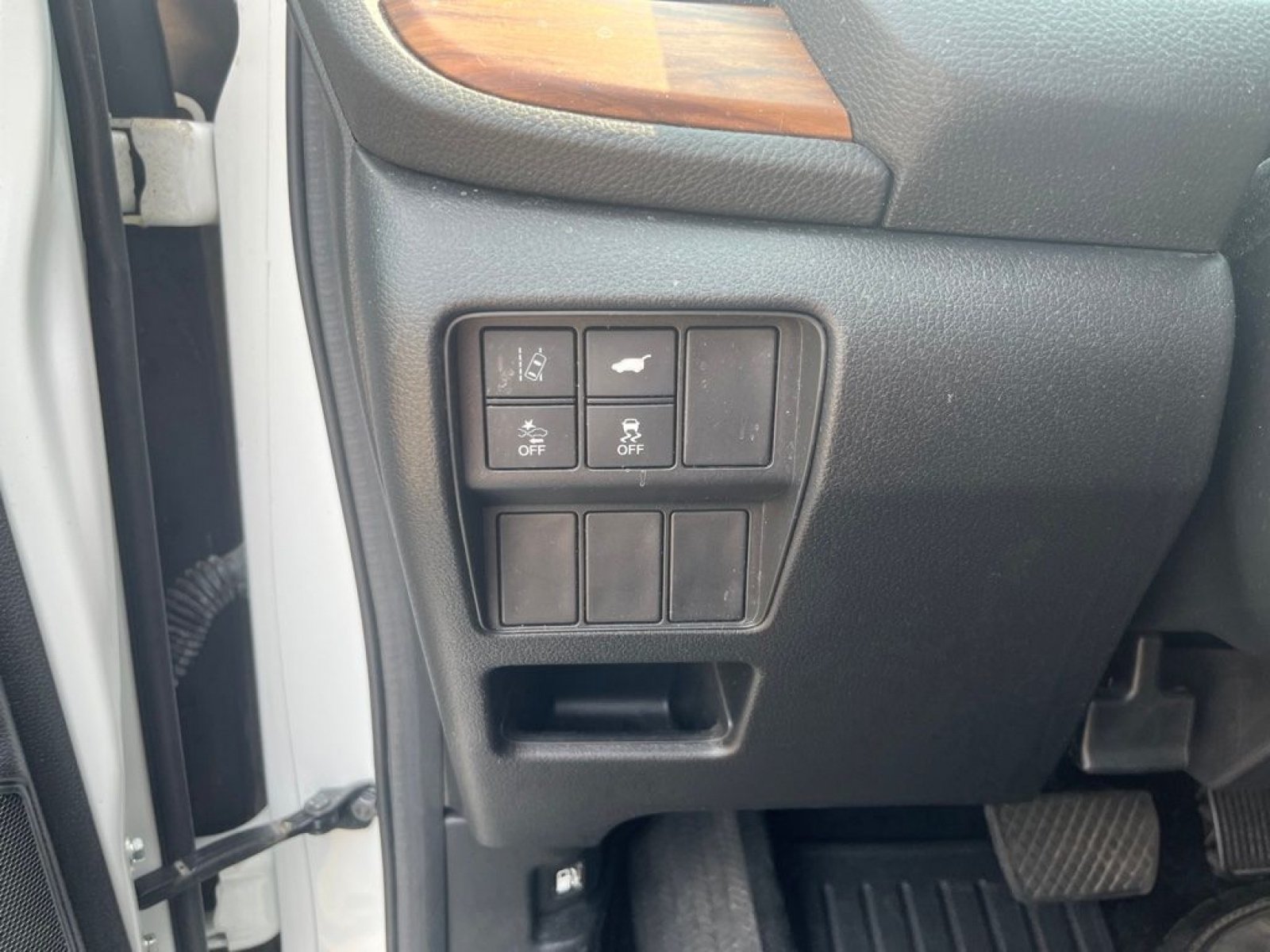 Used 2019 Honda CR-V Touring image 14