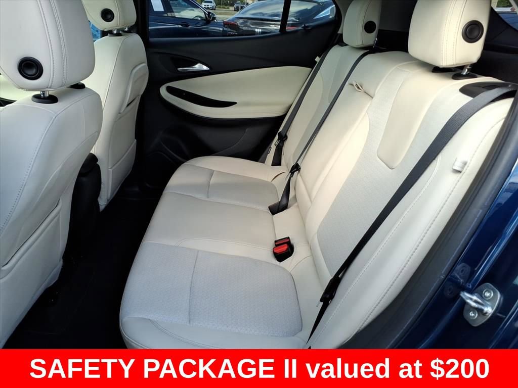 Used 2022 Buick Encore GX Select w/ Experience Buick Package image 5