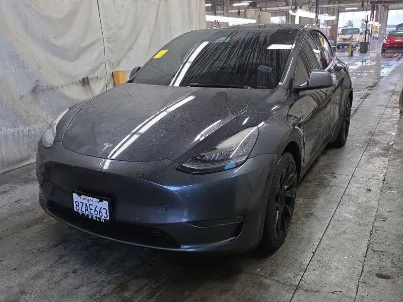Used 2021 Tesla Model Y Long Range AWD/4WD image 1