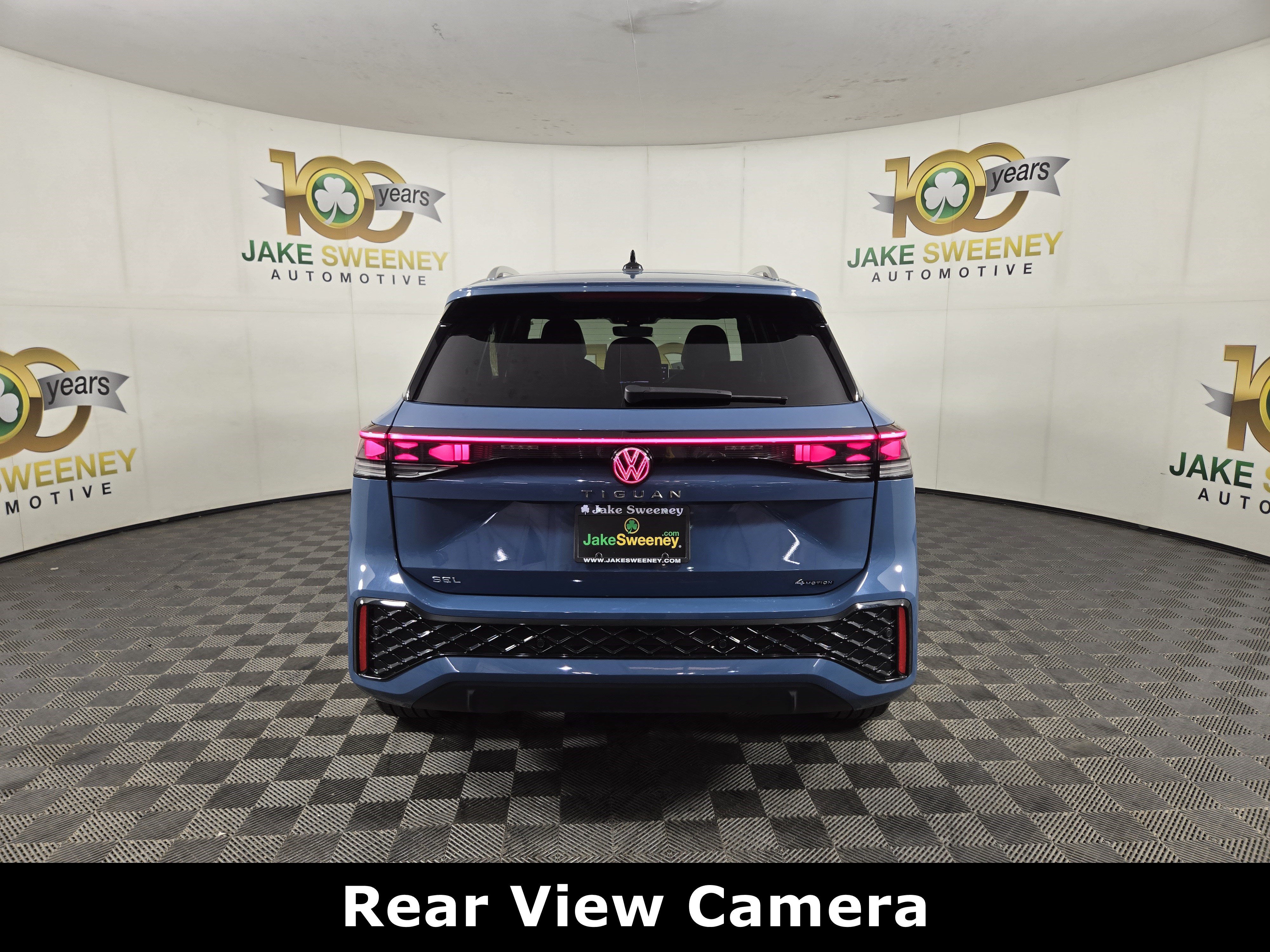 Used 2025 Volkswagen Tiguan SEL R-Line AWD/4WD image 7