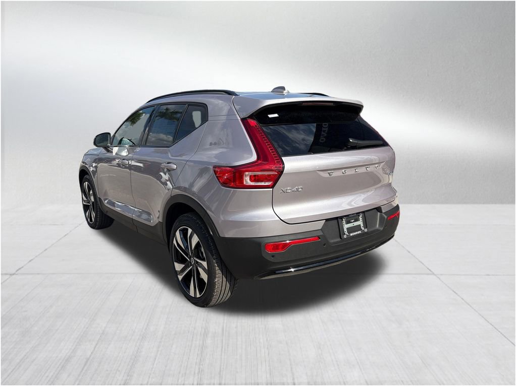 New 2026 Volvo XC40 B5 Ultra AWD/4WD image 7