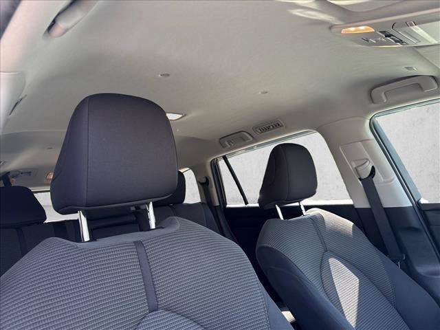 Certified 2021 Toyota Highlander L FWD image 26