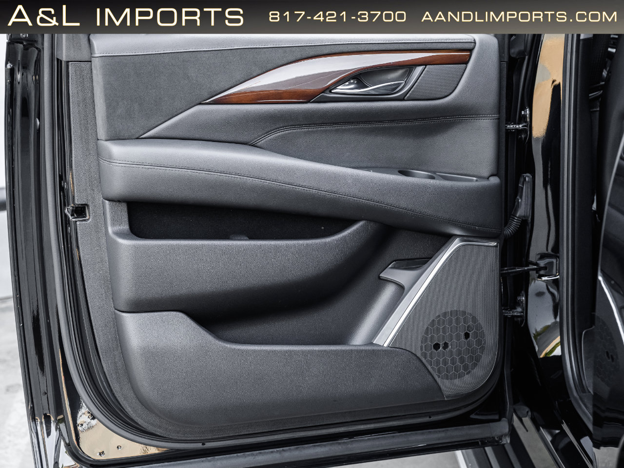 Used 2019 Cadillac Escalade ESV Premium Luxury image 52