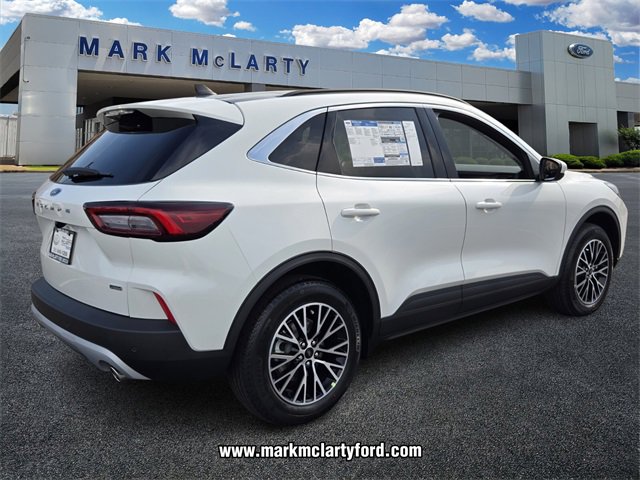 New 2025 Ford Escape SE image 3