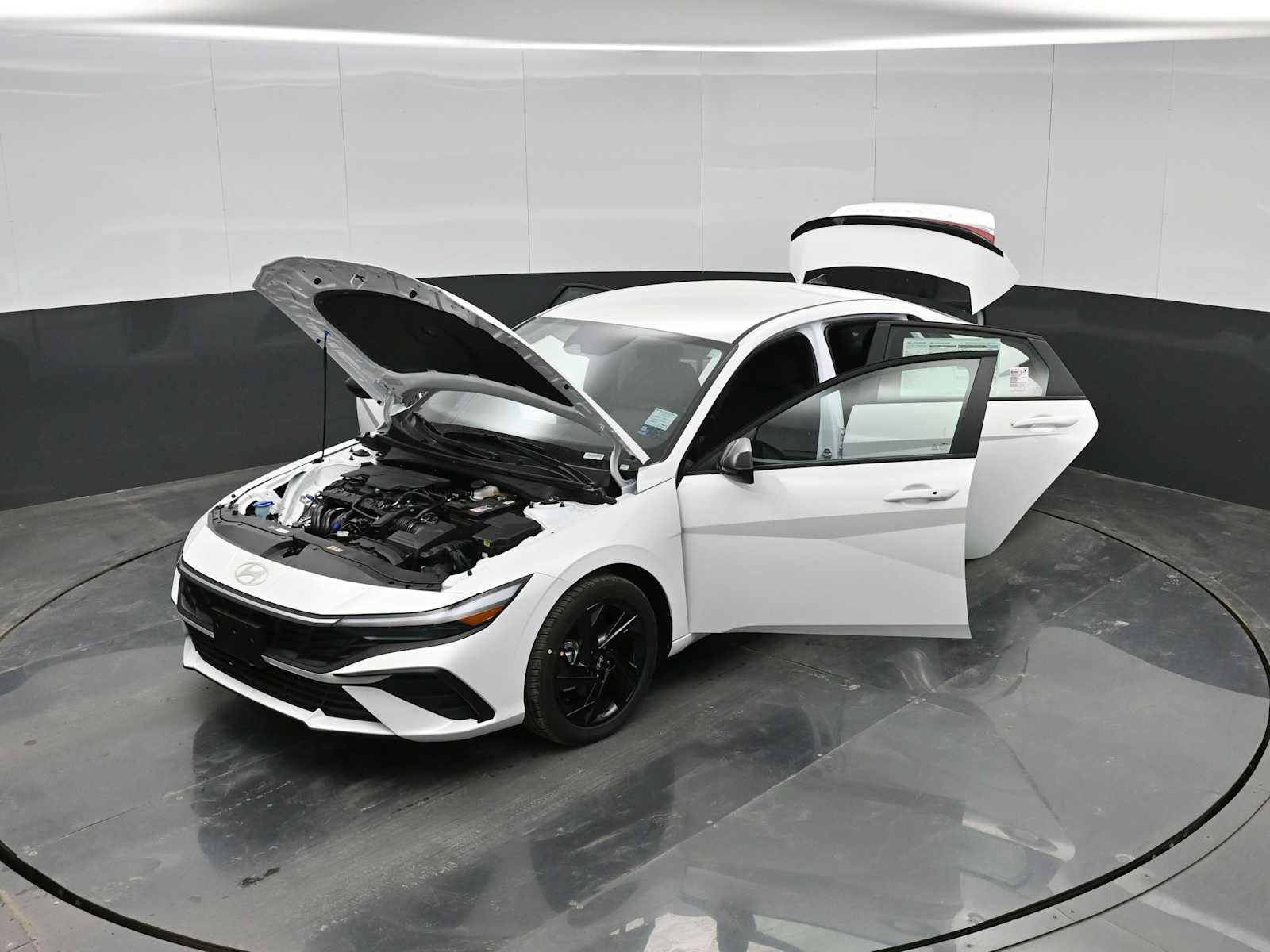 New 2026 Hyundai Elantra Sport w/ Cargo Package image 38