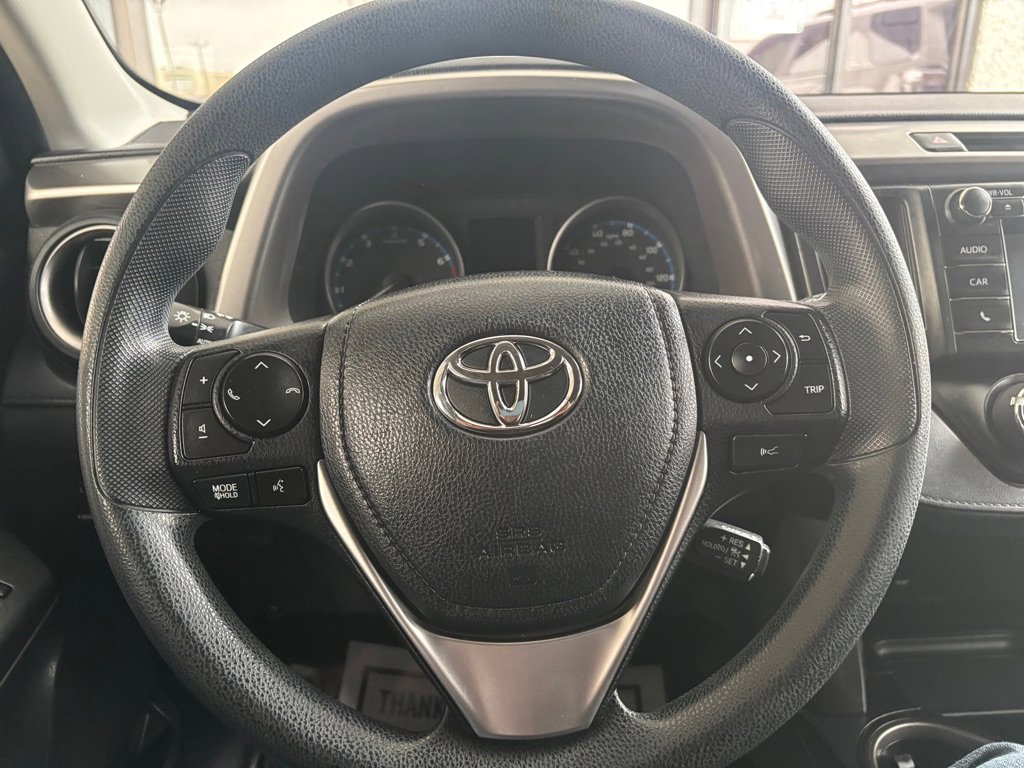 Used 2018 Toyota RAV4 LE w/ All Weather Liner Package image 8
