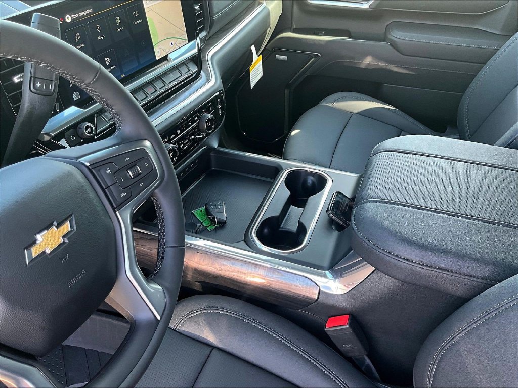 New 2026 Chevrolet Silverado 3500 LTZ w/ LTZ Convenience Package AWD/4WD image 21