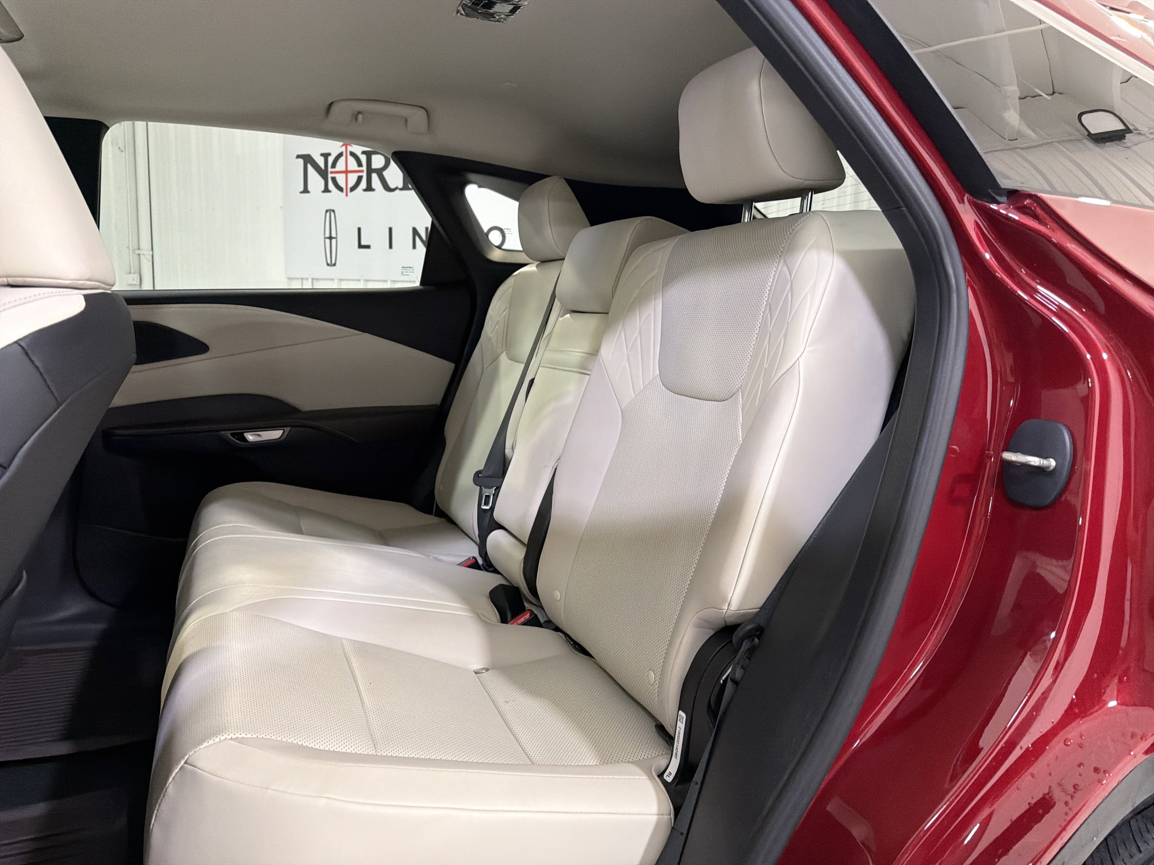 Used 2023 Lexus RX 350 Premium w/ Accessory Package (Z1) FWD image 10