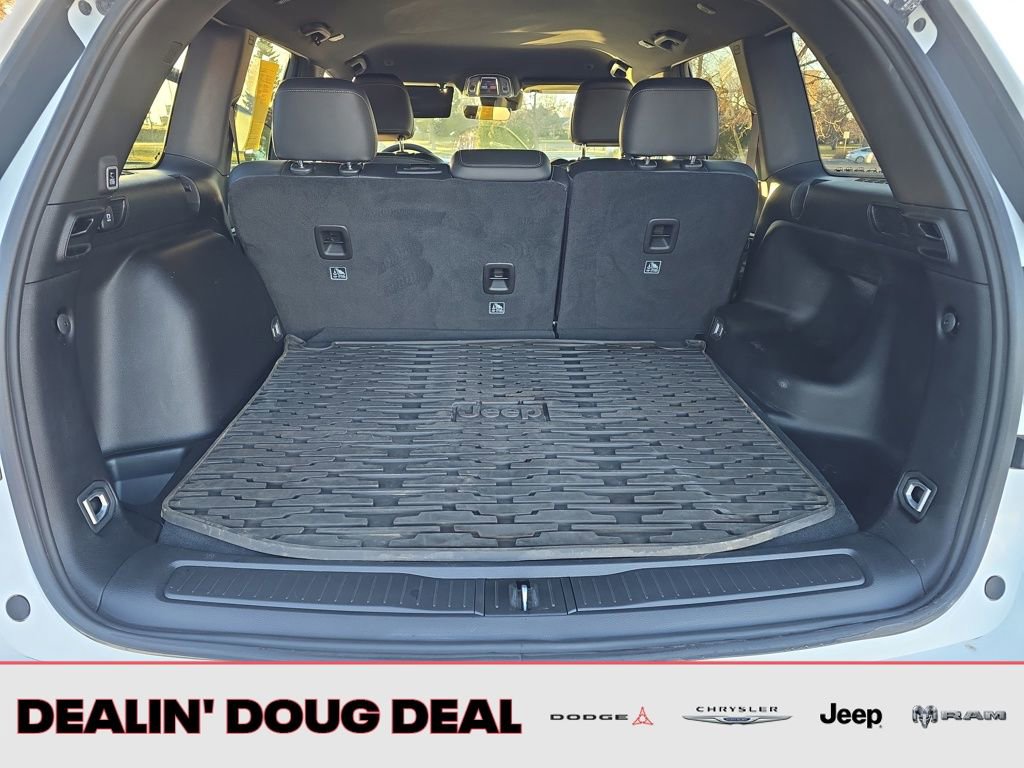 Used 2025 Jeep Grand Cherokee Limited w/ Trailer Tow Package image 24